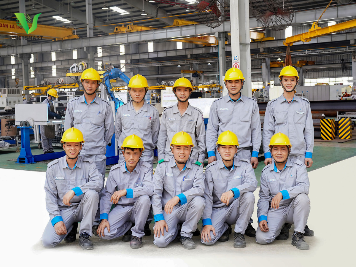 doi-ngu-ky-su-va-cong-nghe-thi-cong